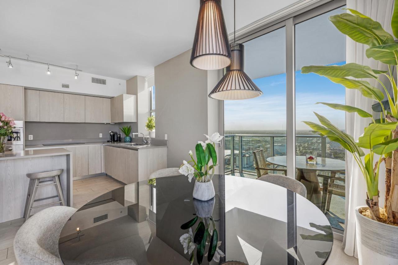 הוליווד Hyde Beach House - Luxury 2-Bedroom - Gorgeous View - Resort Amenities - Rooftop Pool - Hot Tub - Tennis Court - Minutes To The Ocean מראה חיצוני תמונה