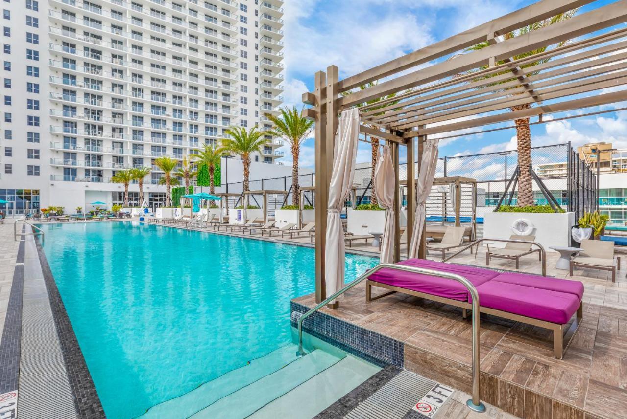 הוליווד Hyde Beach House - Luxury 2-Bedroom - Gorgeous View - Resort Amenities - Rooftop Pool - Hot Tub - Tennis Court - Minutes To The Ocean מראה חיצוני תמונה