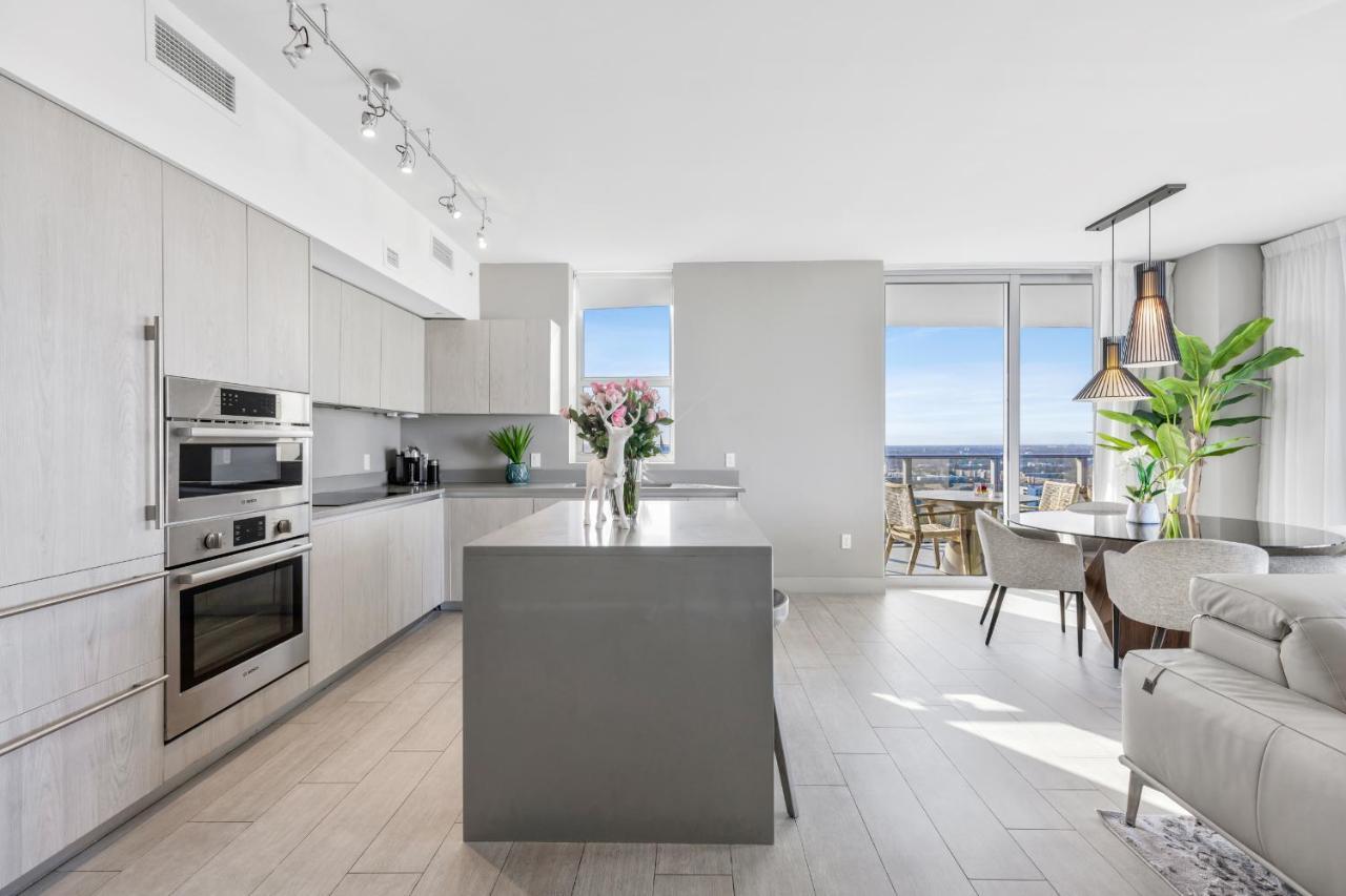 הוליווד Hyde Beach House - Luxury 2-Bedroom - Gorgeous View - Resort Amenities - Rooftop Pool - Hot Tub - Tennis Court - Minutes To The Ocean מראה חיצוני תמונה