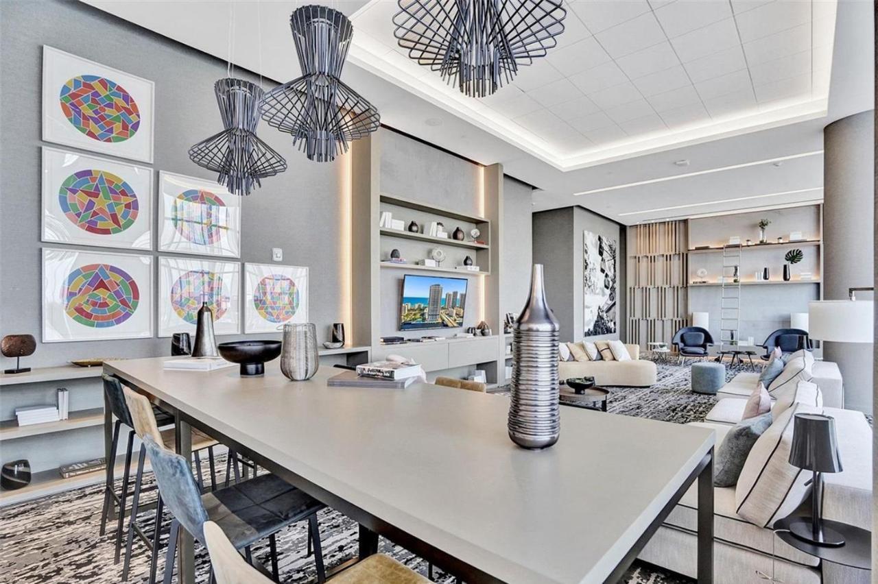הוליווד Hyde Beach House - Luxury 2-Bedroom - Gorgeous View - Resort Amenities - Rooftop Pool - Hot Tub - Tennis Court - Minutes To The Ocean מראה חיצוני תמונה
